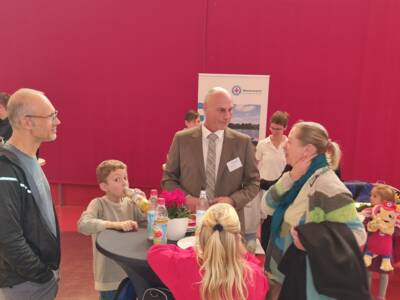 Bild Neubürgerempfang 2025 Kissing im Gespräch mit dem Bürgermeister