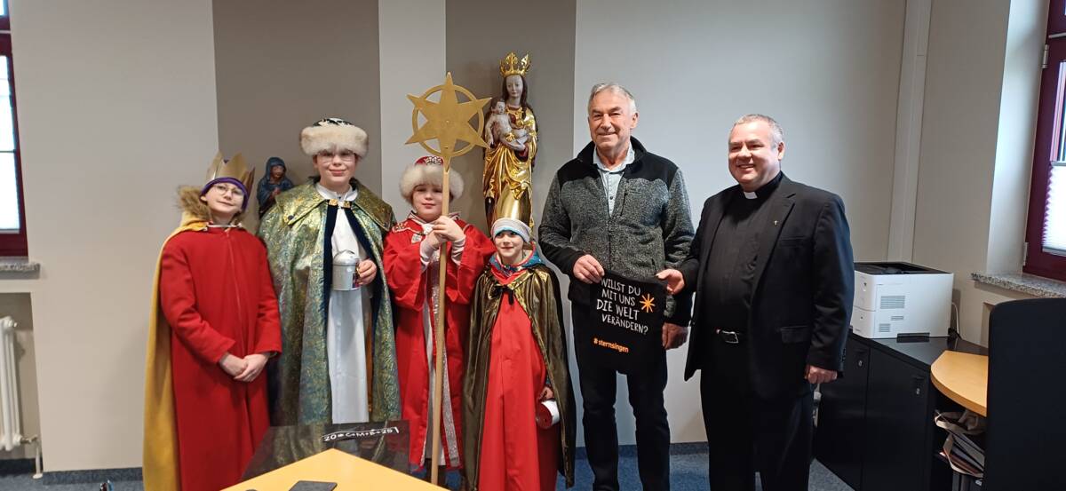 Bild Besuch Sternensinger im Rathaus Kissing 2025